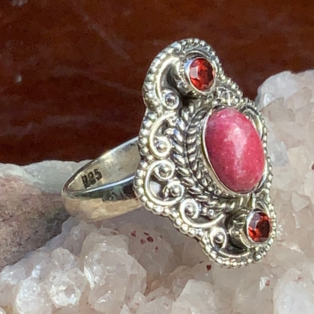 PINK THULITE & GARNET 925 STERLING SILVER RING, SIZE 7. - Picture 13 of 13